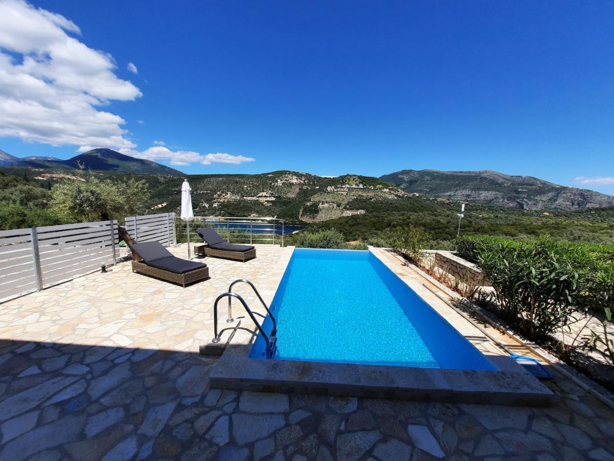 Villas Amantea- Four Villas With Big Pool And Infinity Pool Сивота Экстерьер фото
