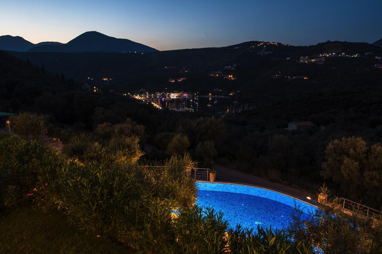 Villas Amantea- Four Villas With Big Pool And Infinity Pool Сивота Экстерьер фото